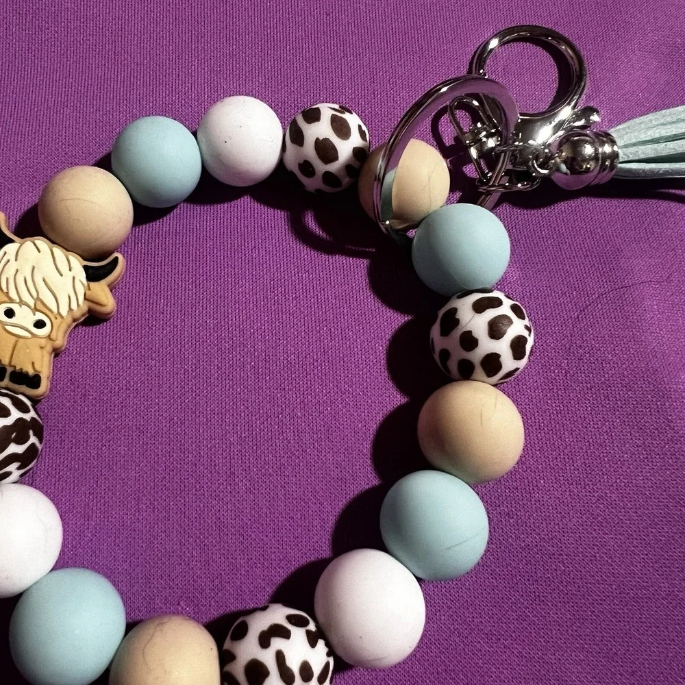 HIGHLAND COW SILICONE WRISTLET‎ FOR KEYCHAIN/PHONE/PURSE/WALLET/BACKPACK